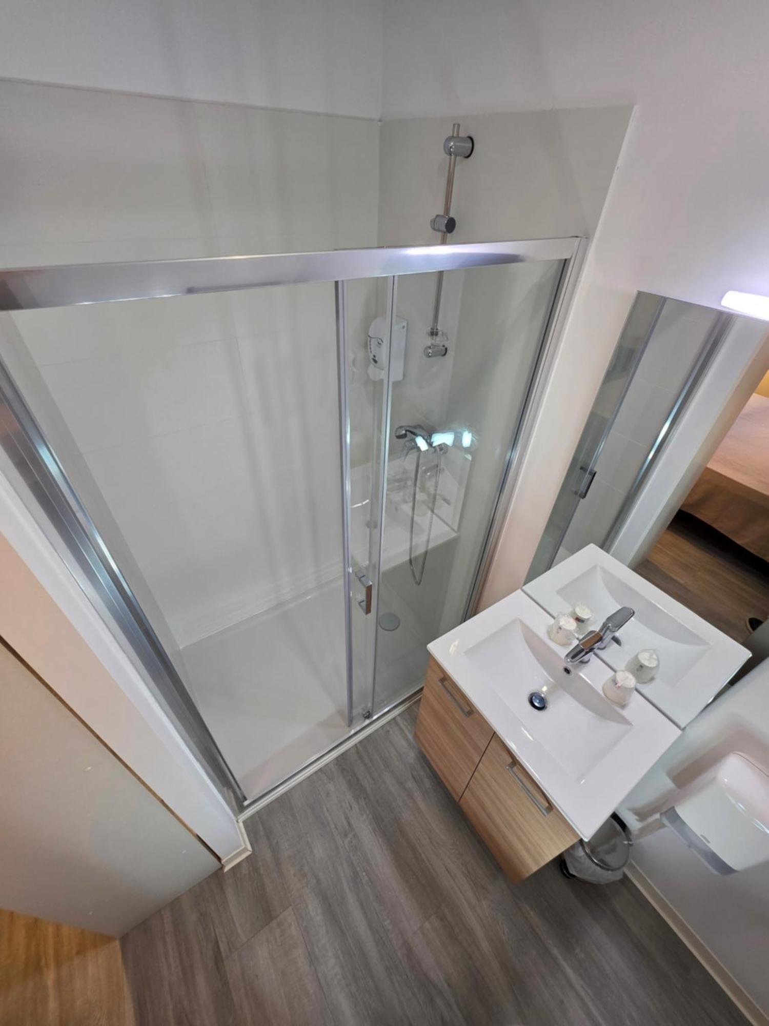 Hotel Au Valery Сет Екстер'єр фото